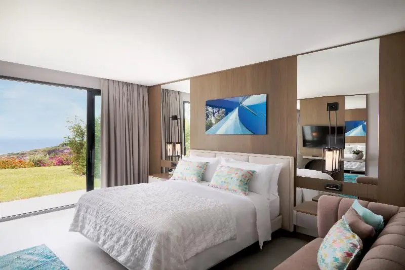 オーシャンビューデラックスルームバルコニー付き, Le Méridien Bodrum Beach Resort