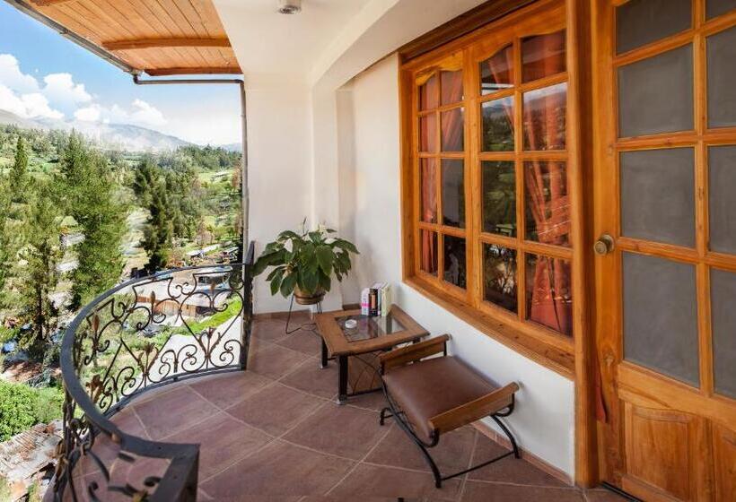 חדר סטנדרט לשלושה, Maimara