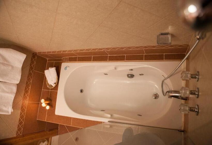 חדר סטנדרט עם ג'קוזי, Maimara