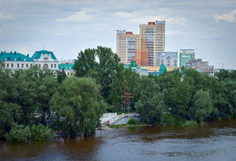 سوییت, Mayak   Om Building