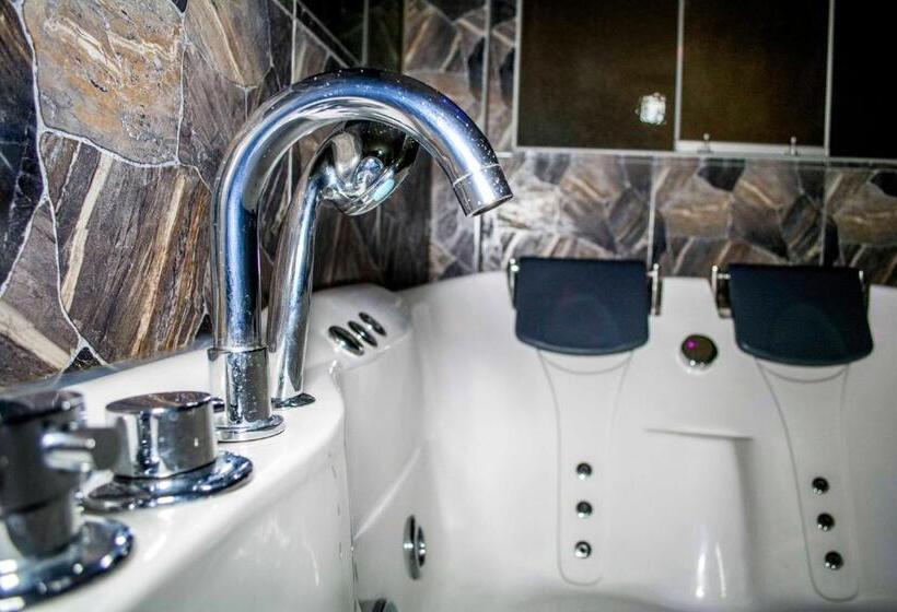 자쿠지 스위트, Sillary Hostal Boutique