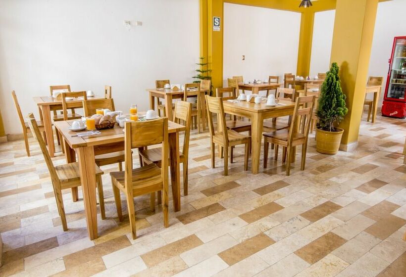 חדר סטנדרט לשלושה, Suiza Peruana