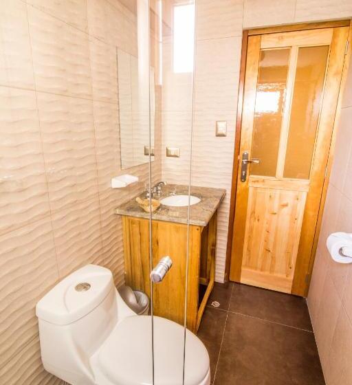 חדר דלוקס, Suiza Peruana