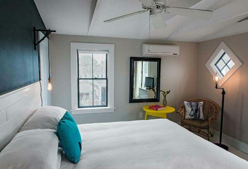 Номер Deluxe Кровать Кинг, The Waterford Inn