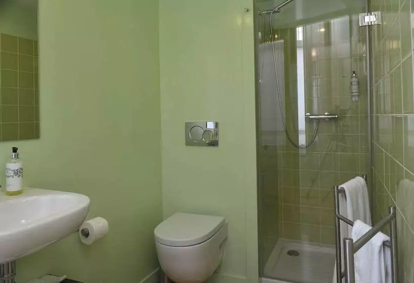اتاق سوپریور, Dukes Corner Guest House