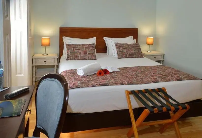 اتاق استاندارد با چشم‌انداز باغ, Dukes Corner Guest House