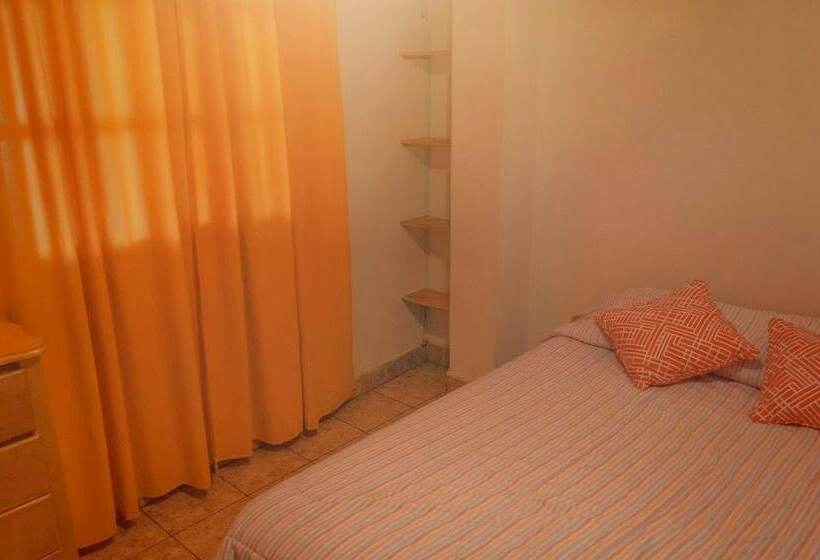 اتاق استاندارد, Wachaque Surf Hostel