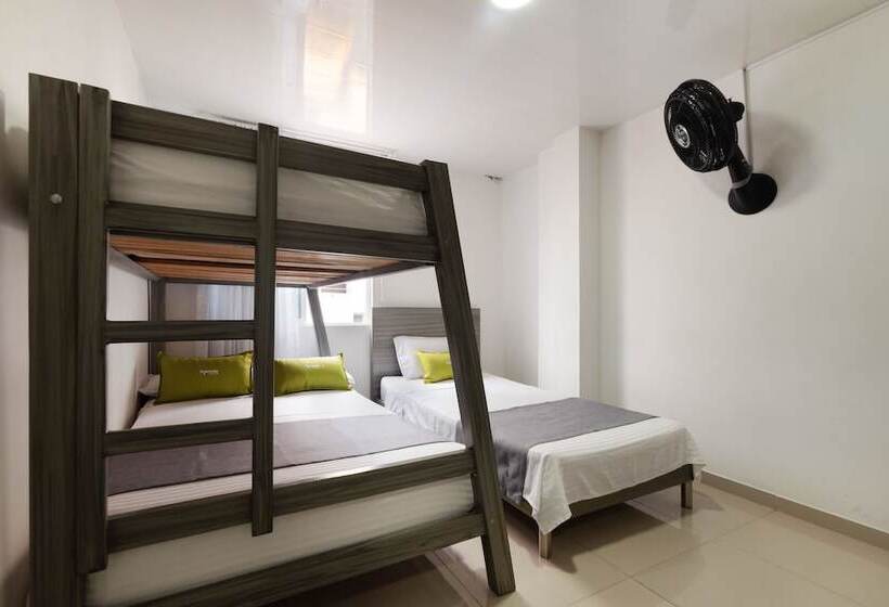 اتاق استاندارد چهار تخته, Ayenda 1121 Exito