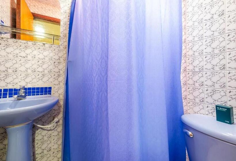 חדר סטנדרט, Almirante