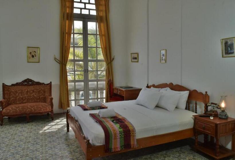 اتاق خانوادگی, Casa Morey