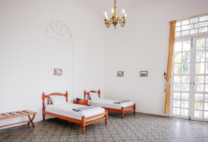 اتاق خانوادگی, Casa Morey