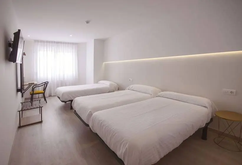 اتاق استاندارد سه نفره, U Hotel Darío Lugo