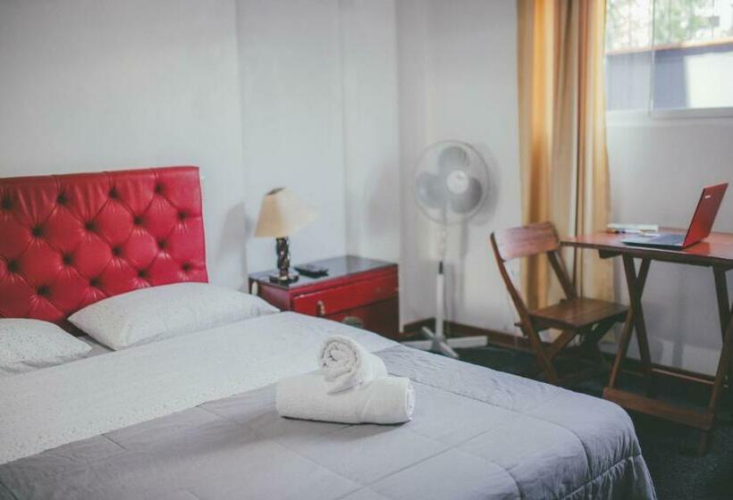 Номер Стандарт Двуспальная Кровать, Excalibur