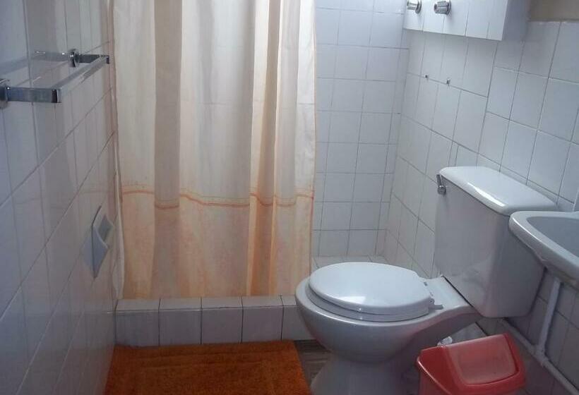 Номер Стандарт Двуспальная Кровать, Excalibur