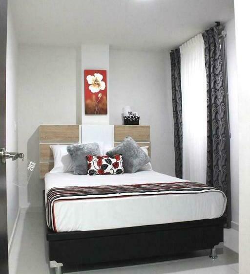 غرفة قياسية, Guadalupe Plaza