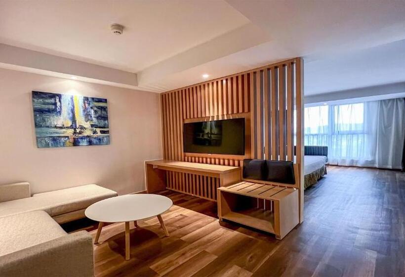 スイート, Holiday Inn Express Zhangjiakou Park View