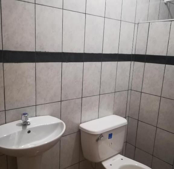 اتاق استاندارد, Hospedaje El Emperador