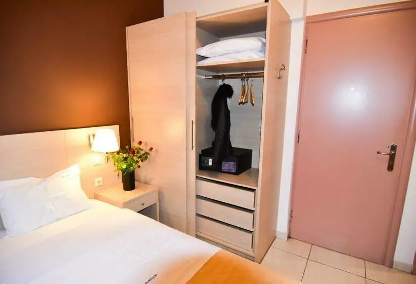 Standard-huone, Iridanos