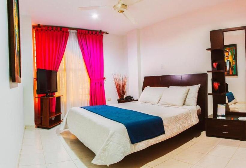 סטודיו דלוקס, La Ciudad