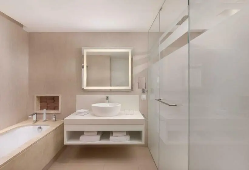 Juniorsviitti, Pine Cliffs Ocean Suites, A Luxury Collection Resort & Spa, Algarve