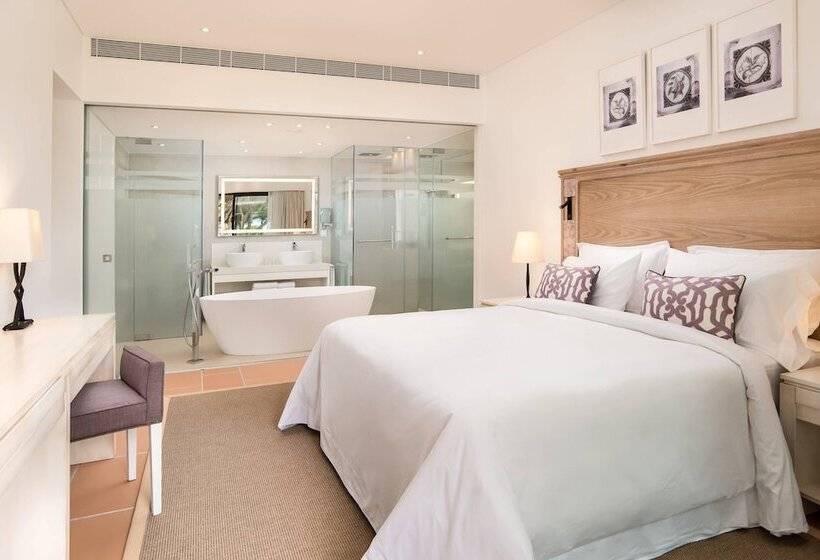 Люкс Вид на Бассейн, Pine Cliffs Ocean Suites, A Luxury Collection Resort & Spa, Algarve