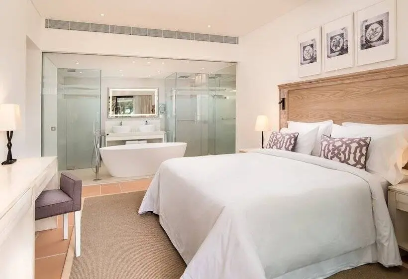 Sviitti Allasnäkymä, Pine Cliffs Ocean Suites, A Luxury Collection Resort & Spa, Algarve