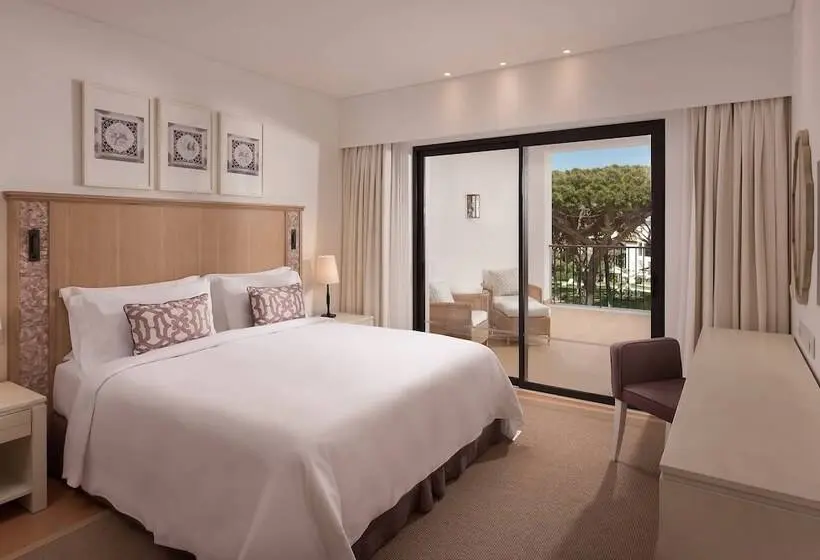 Juniorsviitti Allasnäkymä, Pine Cliffs Ocean Suites, A Luxury Collection Resort & Spa, Algarve