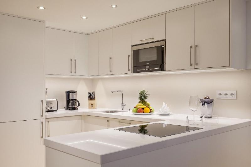 Люкс, Pine Cliffs Ocean Suites, A Luxury Collection Resort & Spa, Algarve