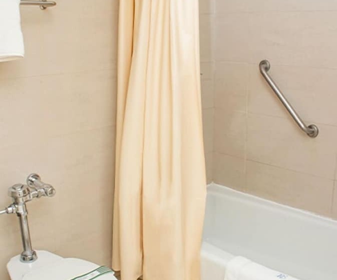 سوییت جونیور, Presidente Huancayo Asociado Casa Andina