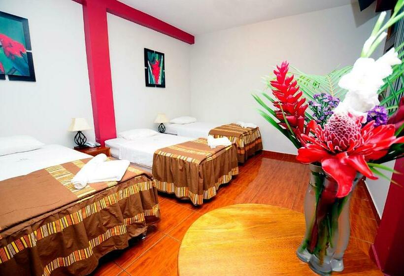 اتاق استاندارد سه نفره, Puerto Amazonico