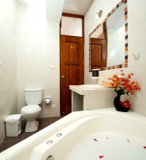 سوییت اجرایی, Puerto Amazonico