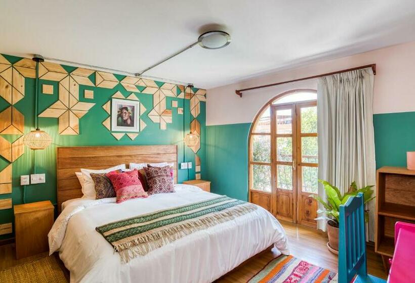 חדר דלוקס, Selina Huaraz