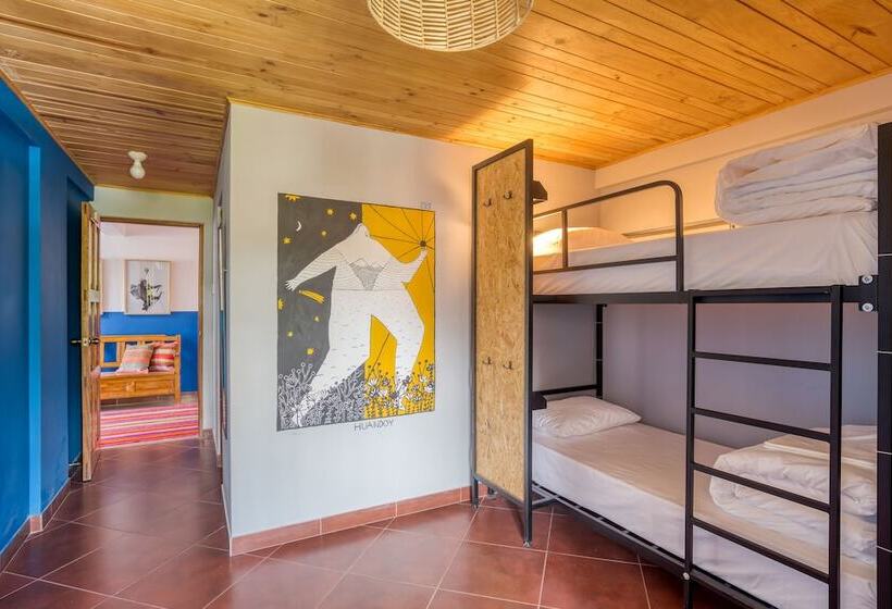 מיטה בחדר משותף, Selina Huaraz