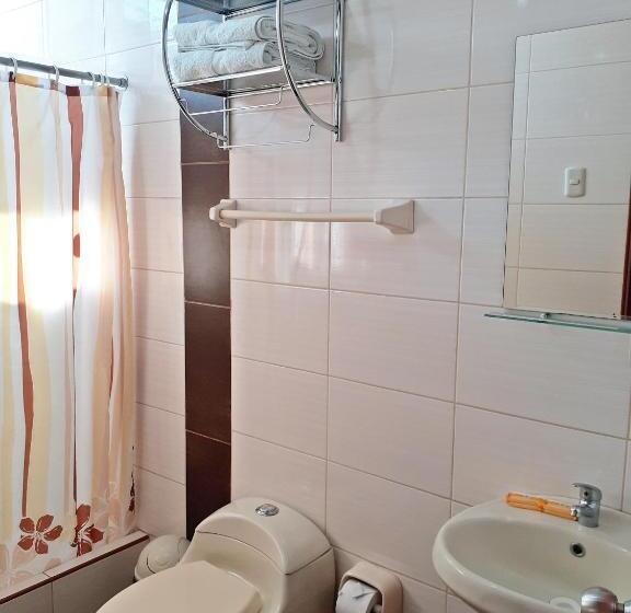 اتاق خانوادگی, Torontel