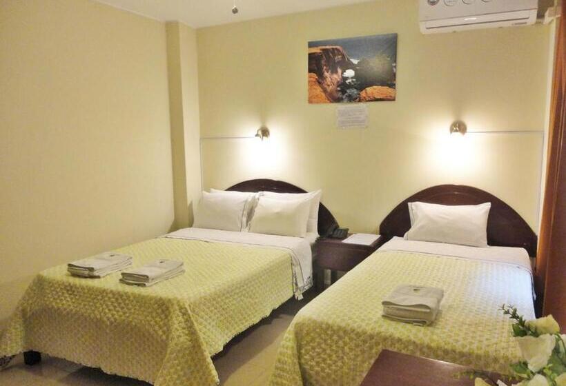 اتاق سوپریور خانوادگی, Torontel