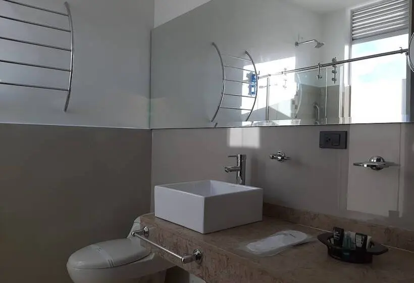 Superior Neljän Hengen Huone, Pontevedra Hotel Boutique