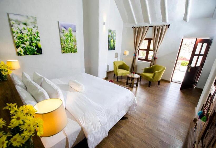 سوییت جونیور, Colca Lodge Spa & Hot Springs