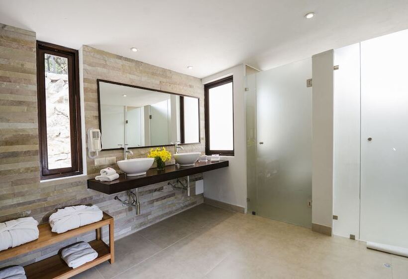 سوییت جونیور, Colca Lodge Spa & Hot Springs