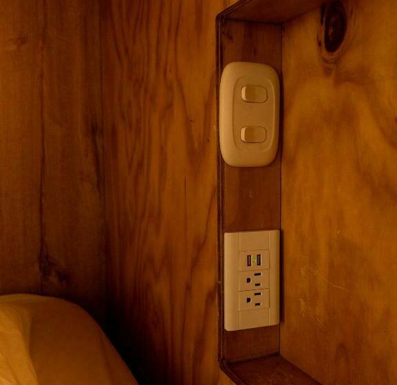 ルームシェアのワンベッド, Masaya Santa Marta