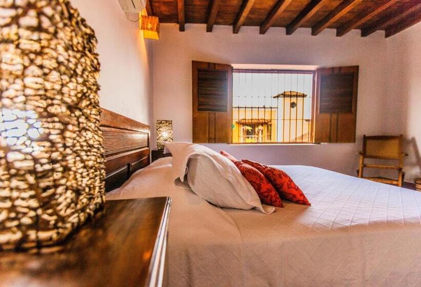 バルコニー付きデラックスルーム, La Casa Amarilla