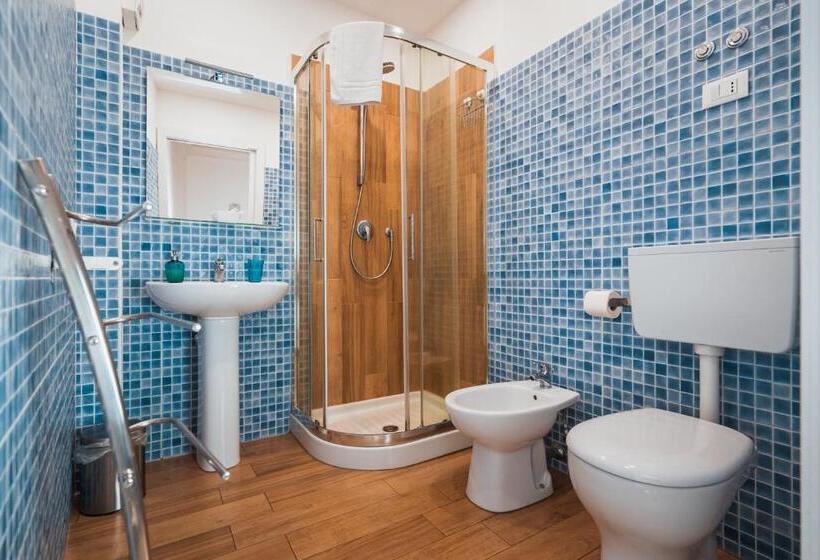 جناح جونيور عائلى, B&b Palazzo Bruca