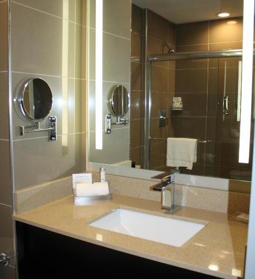 غرفة قياسية سرير كينج, Best Western Premier Nyc Gateway