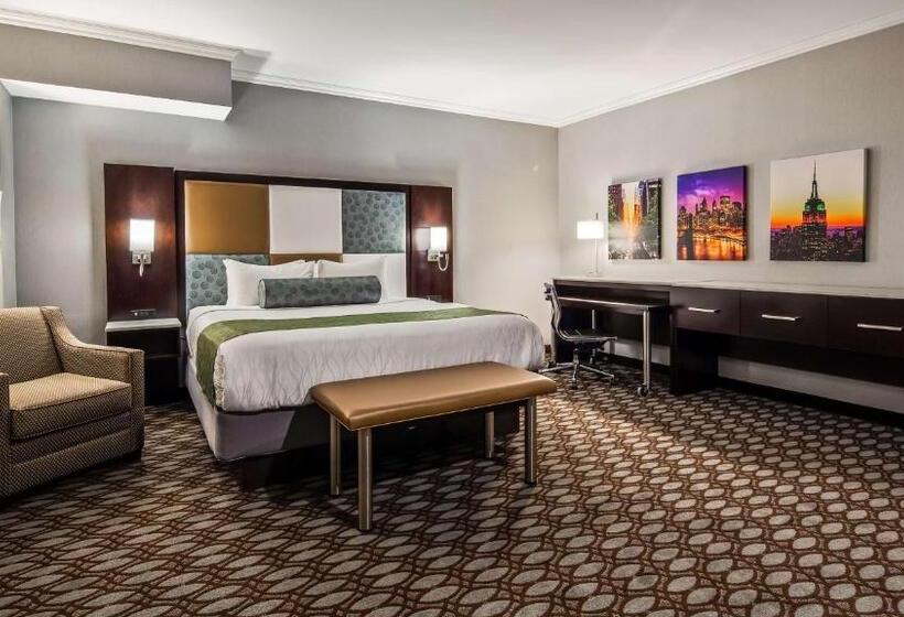 이그제큐티브 룸 킹사이즈 침대, Best Western Premier Nyc Gateway