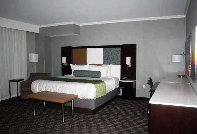 Standard-huone, Best Western Premier Nyc Gateway