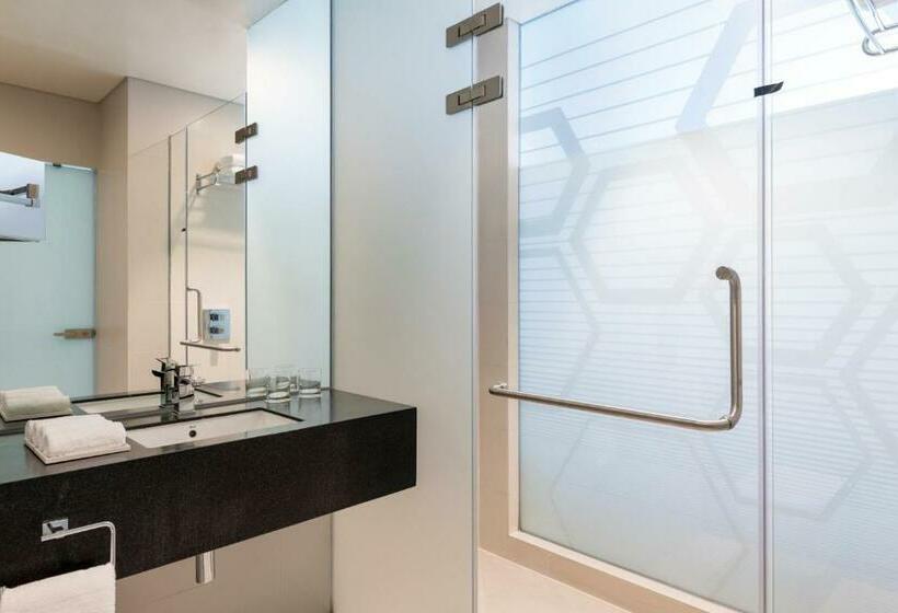اتاق استاندارد با چشم‌انداز شهر, Holiday Inn   Doha   The Business Park, An Ihg