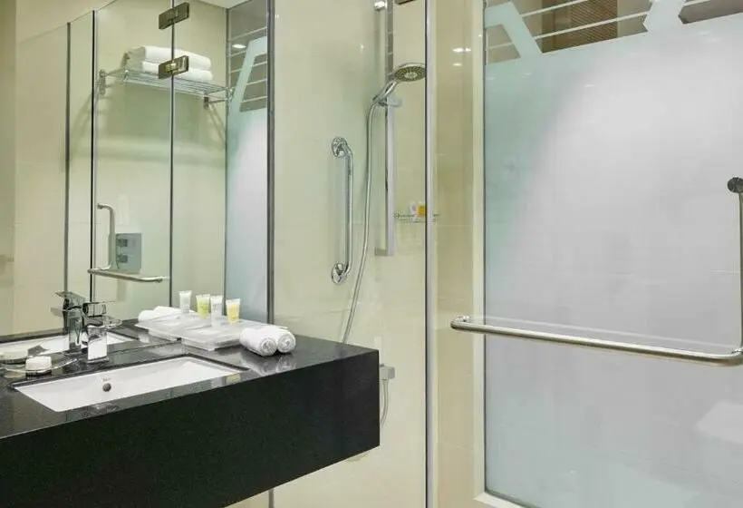 اتاق استاندارد با چشم‌انداز شهر, Holiday Inn   Doha   The Business Park, An Ihg