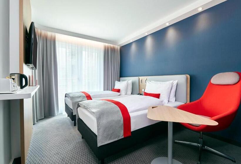 اتاق استاندارد, Holiday Inn Express Berlin Alexanderplatz, An Ihg