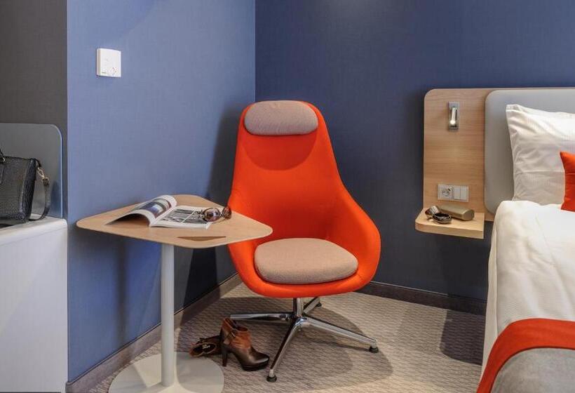 اتاق استاندارد, Holiday Inn Express Berlin Alexanderplatz, An Ihg