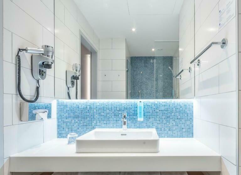 اتاق استاندارد, Holiday Inn Express Berlin Alexanderplatz, An Ihg