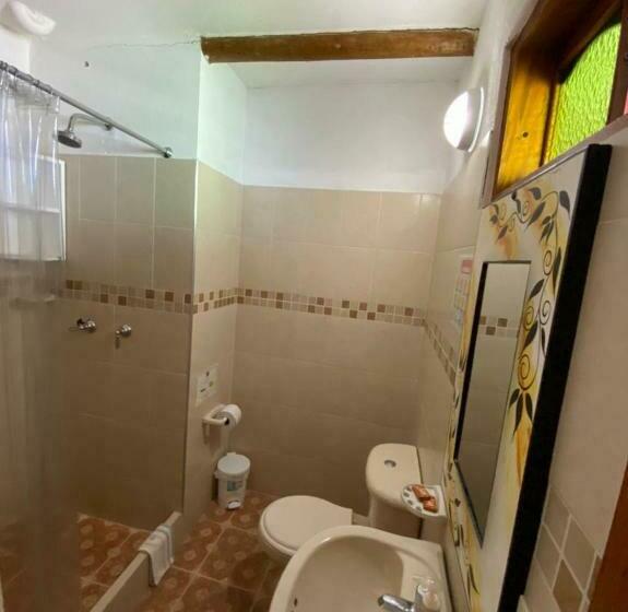 اتاق استاندارد سه نفره, Hospedería Villa Palva